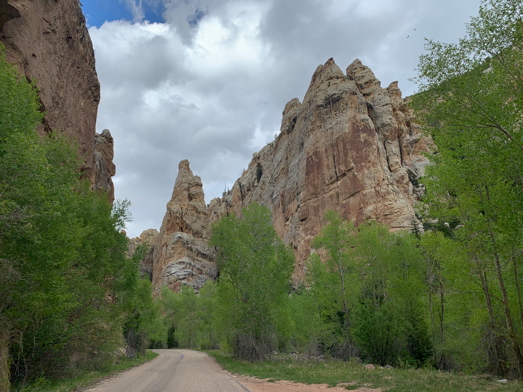 Picture of Tower Rock Weber Sandstone in Sheep Creek Canyon Geological Area, Utah