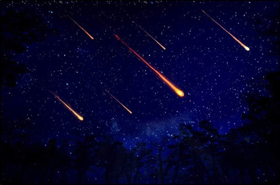 Picture of modern Perseid meteor shower