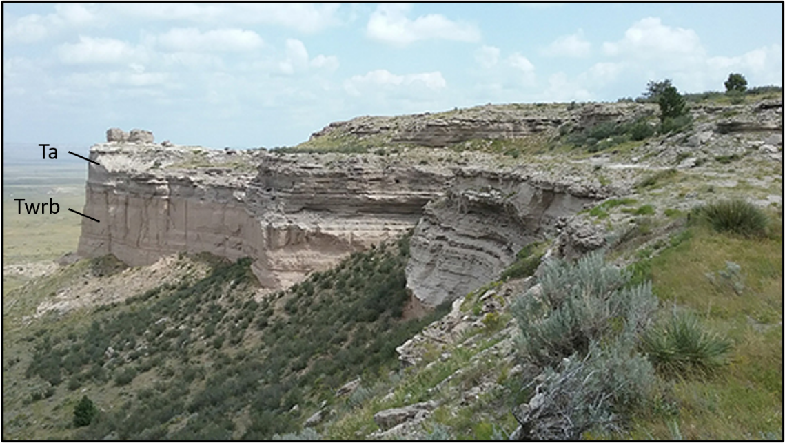 Picture of Arikaree Formation overlying the Brule Member of the White River Formation, Goshen Rim, Wyoming 