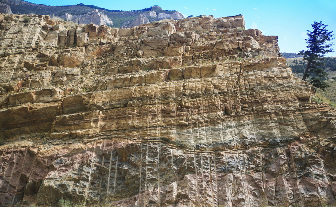 Picture of Cambrian Flathead Sandstone unconformable contact with Precambrian granite, Park County, Wyoming