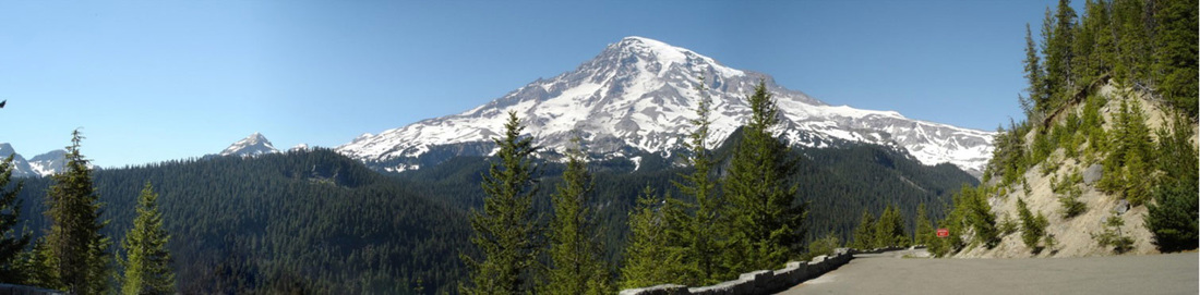Picture Mount Ranier, Cascade Range, Washington