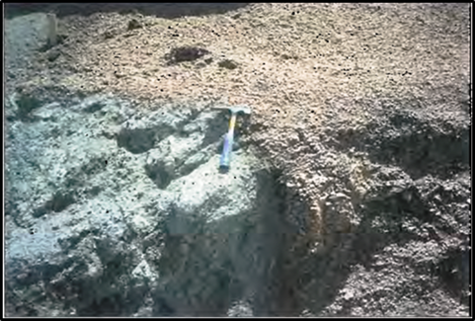 Picture of kimberlite/granite contact at Schaffer Kimberlite, Wyoming